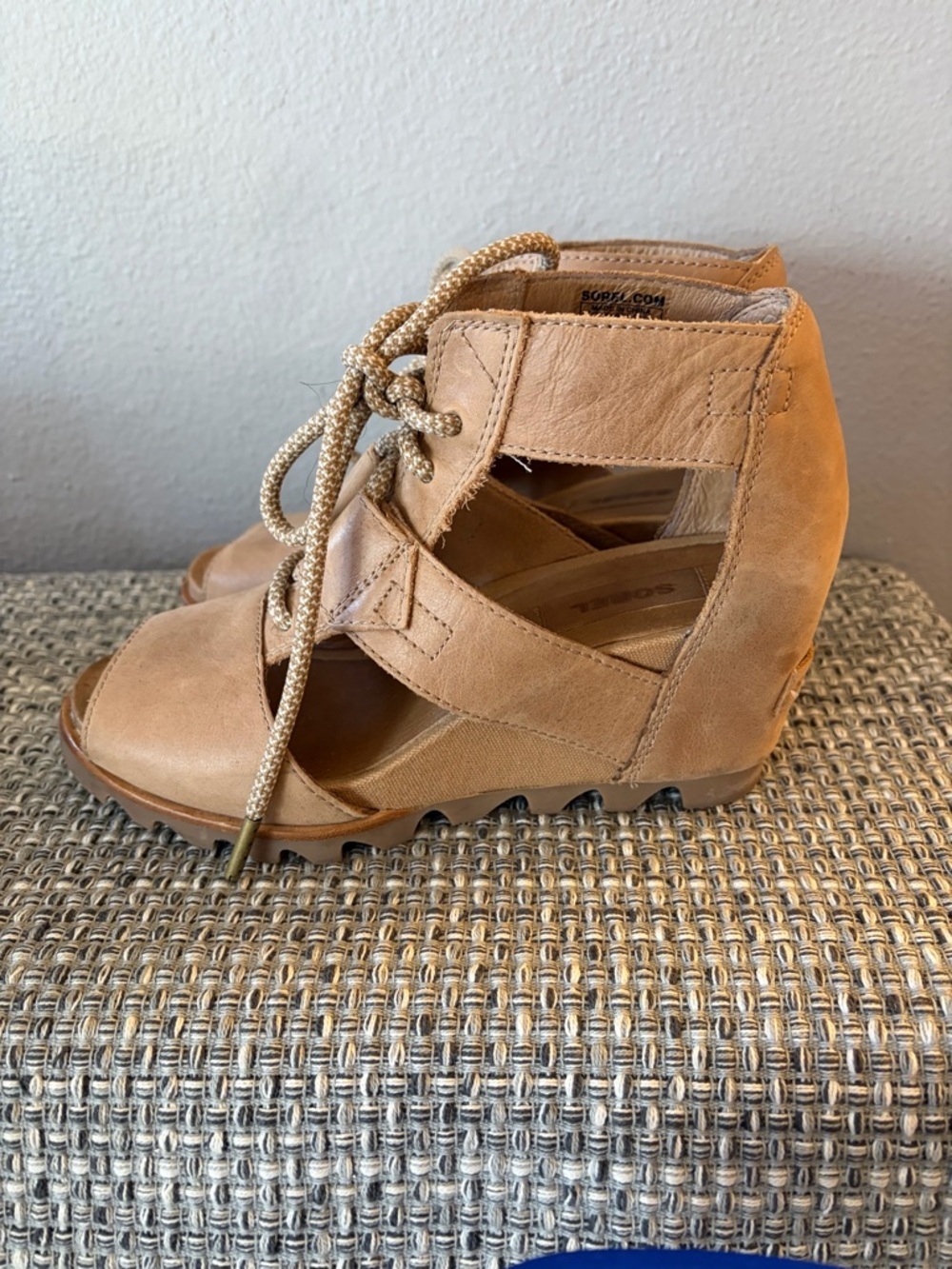 Sorel Joanie Sandals open toe wedges in tan - Picture 5 of 7